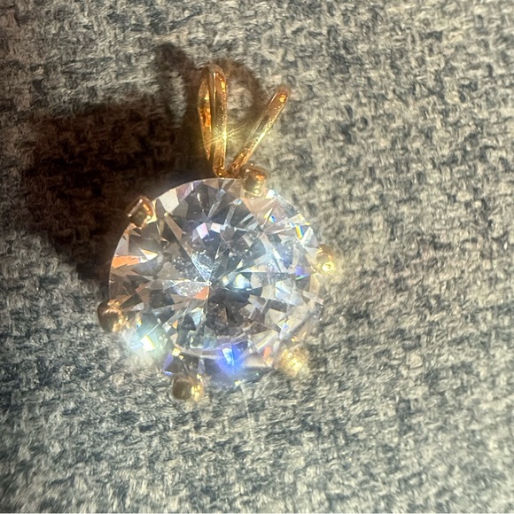 Vintage costume solitaire Sparkling CZ Diamond Pendant rabbit bail - Picture 8 of 9